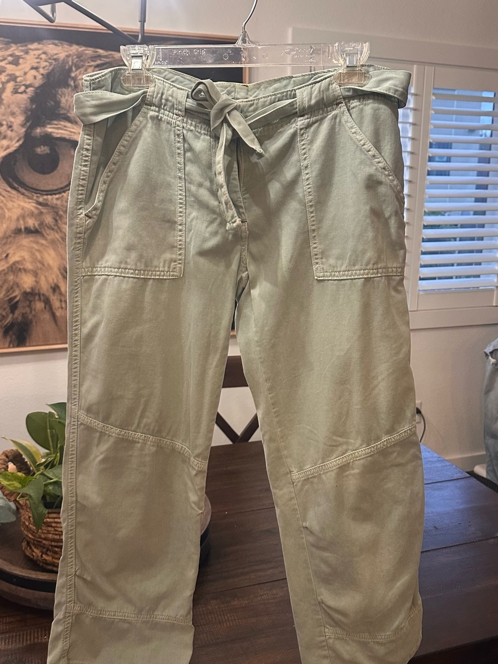 Sanctuary Sage Green Utility Crop/Capri Pants Belted Size S